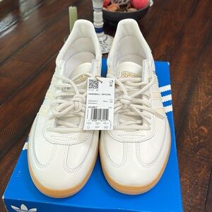 Adidas men’s Handball Spezial size 11
